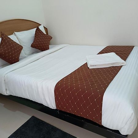 Hotel Sm Residency Bhubaneswar Esterno foto