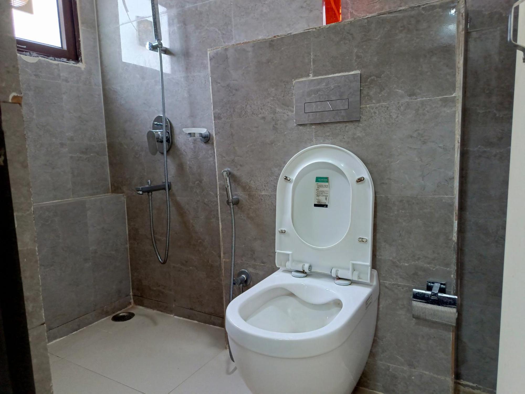 Hotel Sm Residency Bhubaneswar Esterno foto