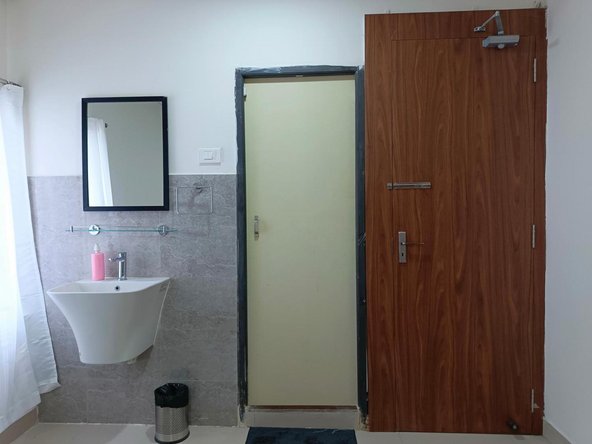 Hotel Sm Residency Bhubaneswar Esterno foto